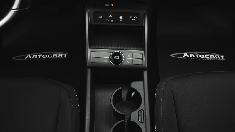 Hyundai Kona II Electric 65.4 kWh Intuitive, снимка 12 - Автомобили и джипове - 52590705