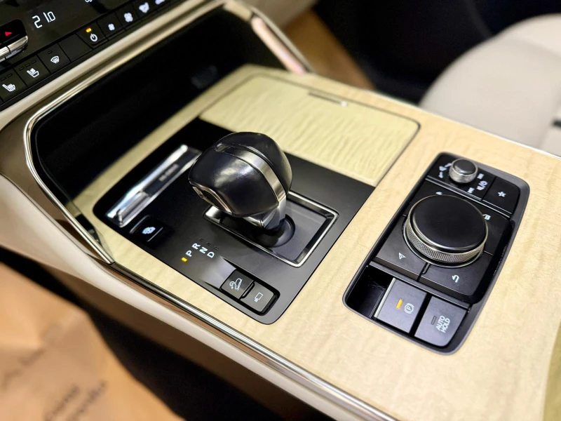 Mazda CX-60 E SkyActive PHEV* AWD* Лизинг* Bose* , снимка 13 - Автомобили и джипове - 52648710