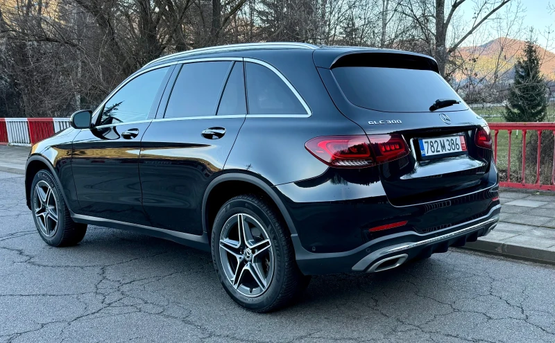 Mercedes-Benz GLC 300 4 Matic AMG Line, снимка 5 - Автомобили и джипове - 52852453