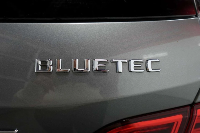 Mercedes-Benz ML * ML350 BLUETEC 4 matic * CARFAX * БЕЗ ПЪРВОНАЧАЛН, снимка 9 - Автомобили и джипове - 52908409