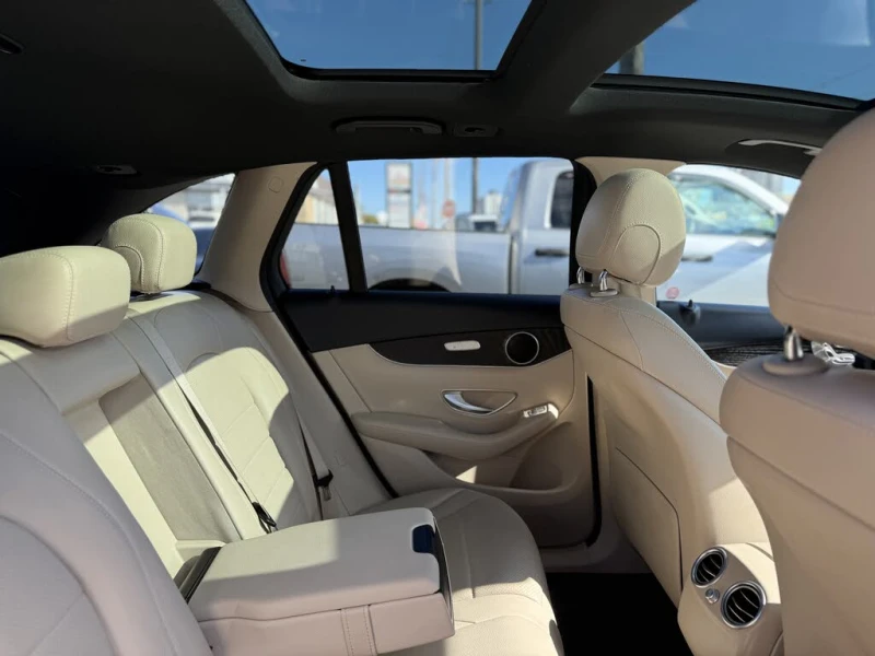 Mercedes-Benz GLC 300 4MATIC, снимка 14 - Автомобили и джипове - 53451578