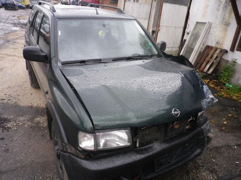 Opel Frontera 2.2 ECOTEC, снимка 14 - Автомобили и джипове - 43182079