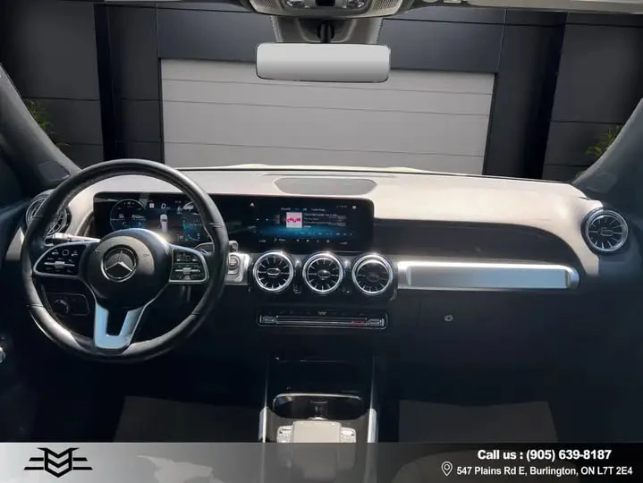 Mercedes-Benz GLB 250 * АВТО КРЕДИТ* ЦЕНА ДО БГ * Сервизна история * , снимка 10 - Автомобили и джипове - 55617596