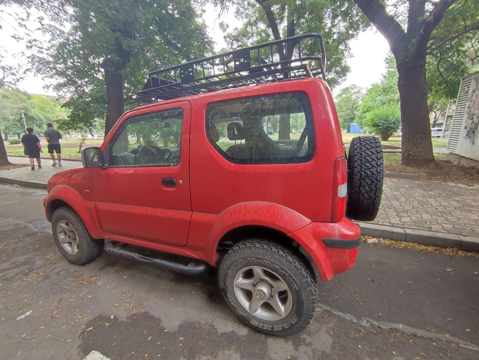 Suzuki Jimny 1.3i - изображение 4