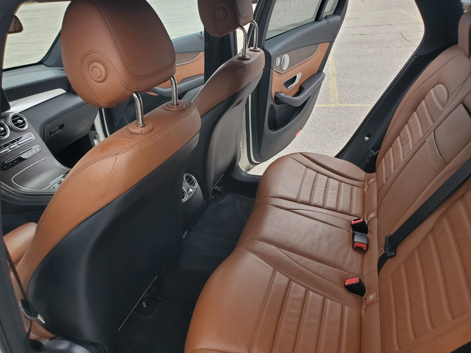 Mercedes-Benz GLC 250 4 MATIK, AMG  | Mobile.bg   12