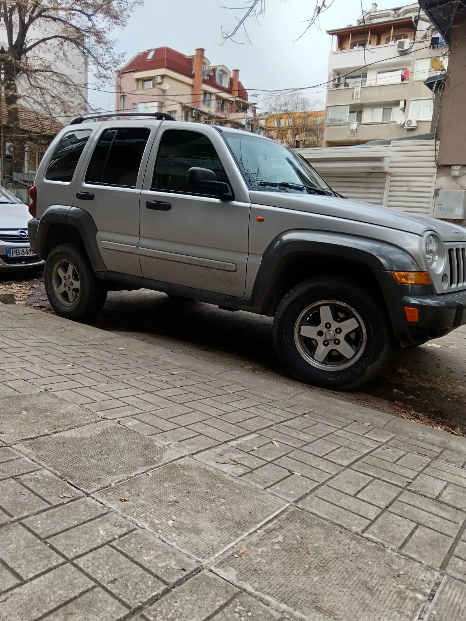 Jeep Cherokee 2.8 Diesel  - изображение 4