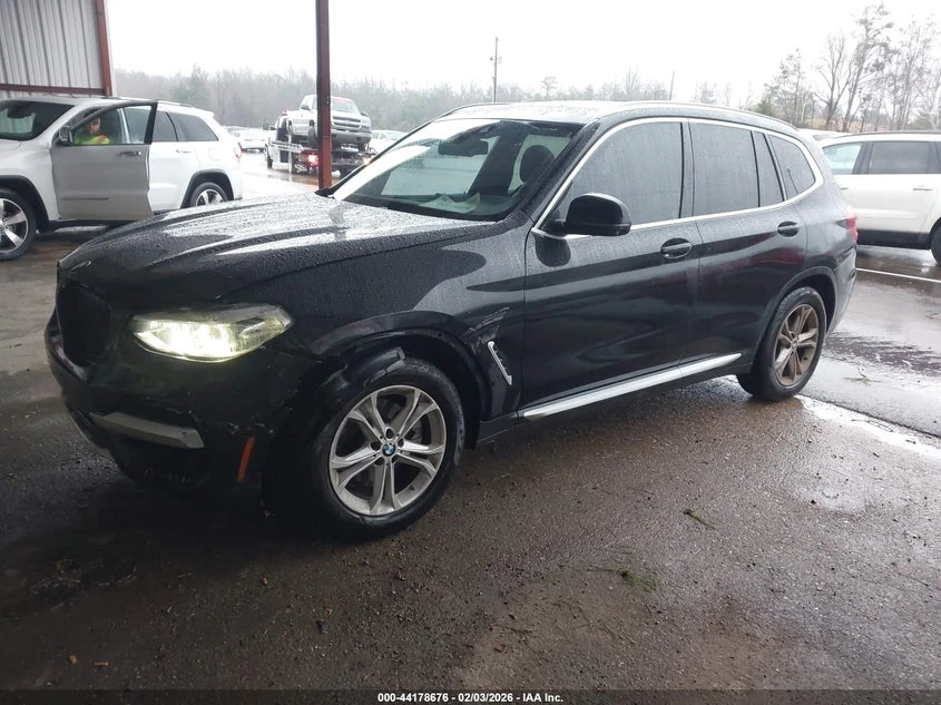 BMW X3 2.0l Sdrive30I - изображение 2