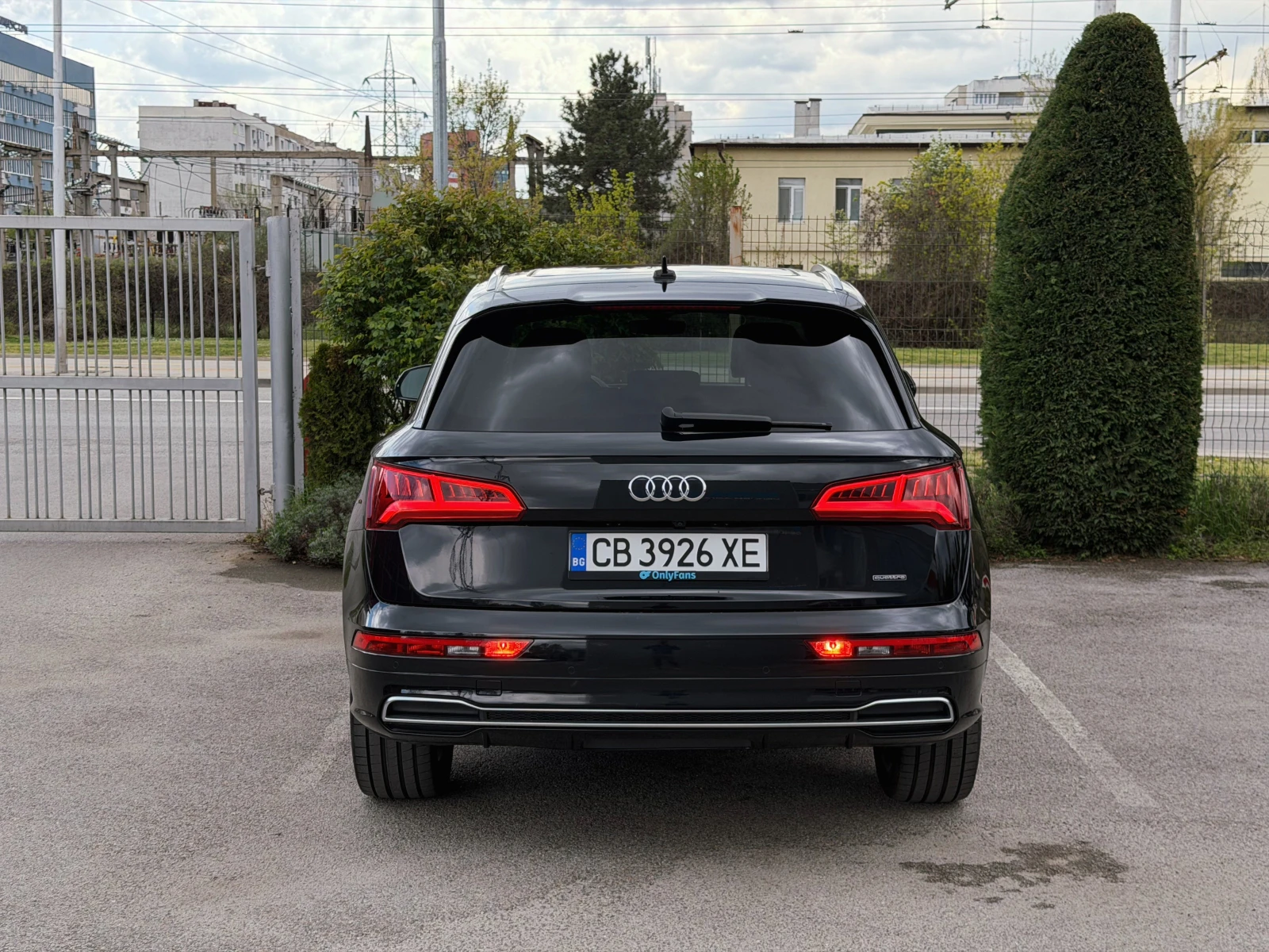 Audi Q5 45 TFSI Quattro S tronic, снимка 4 - Автомобили и джипове - 54237637