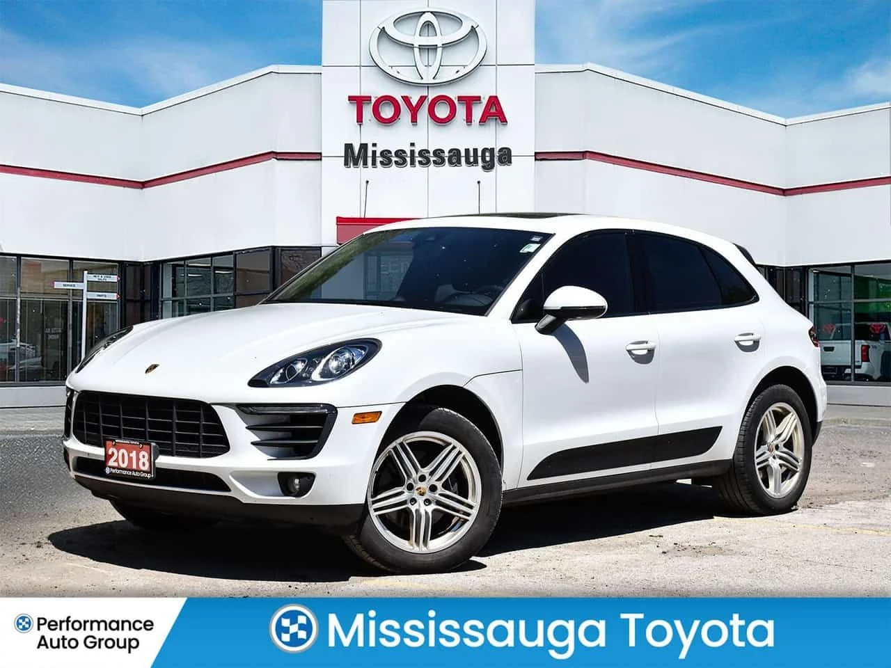 Porsche Macan * BASE AWD| LOW LOW KMS| BLUETOOTH * CARFAX * ЦЕНА