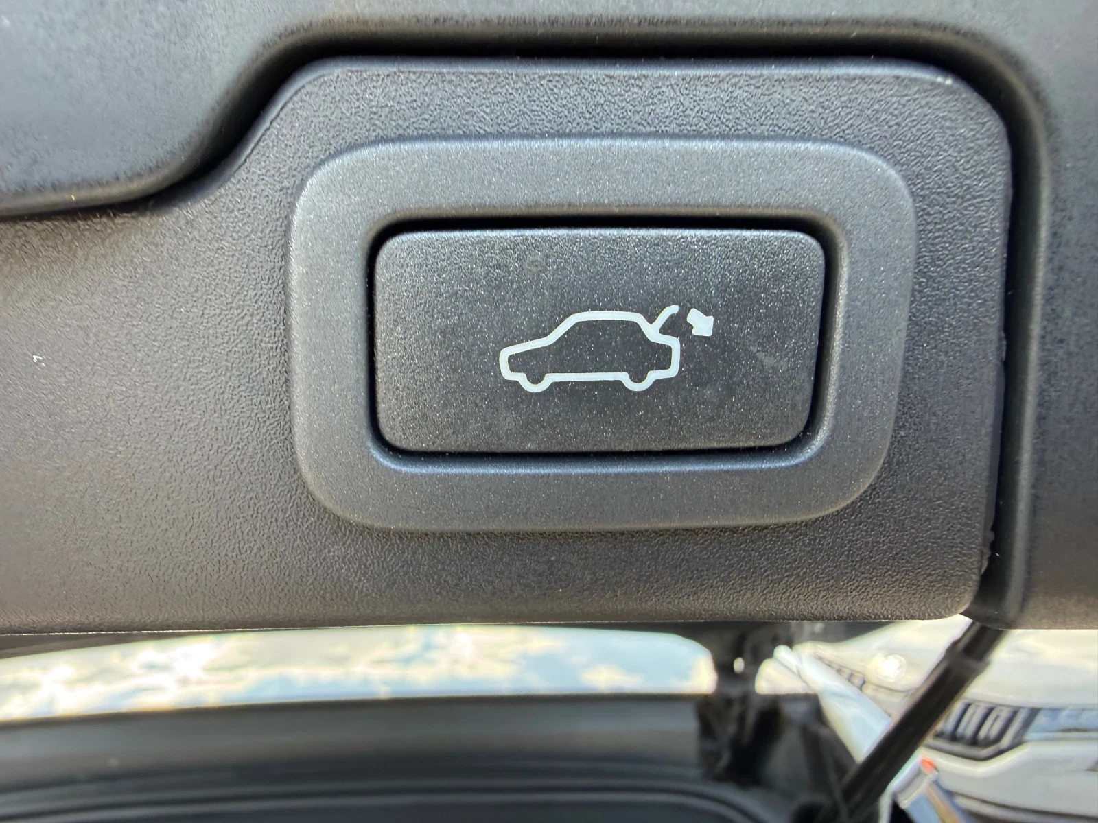 Land Rover Evoque 2.2-190к  АВТОМАТИК, снимка 16 - Автомобили и джипове - 55811379
