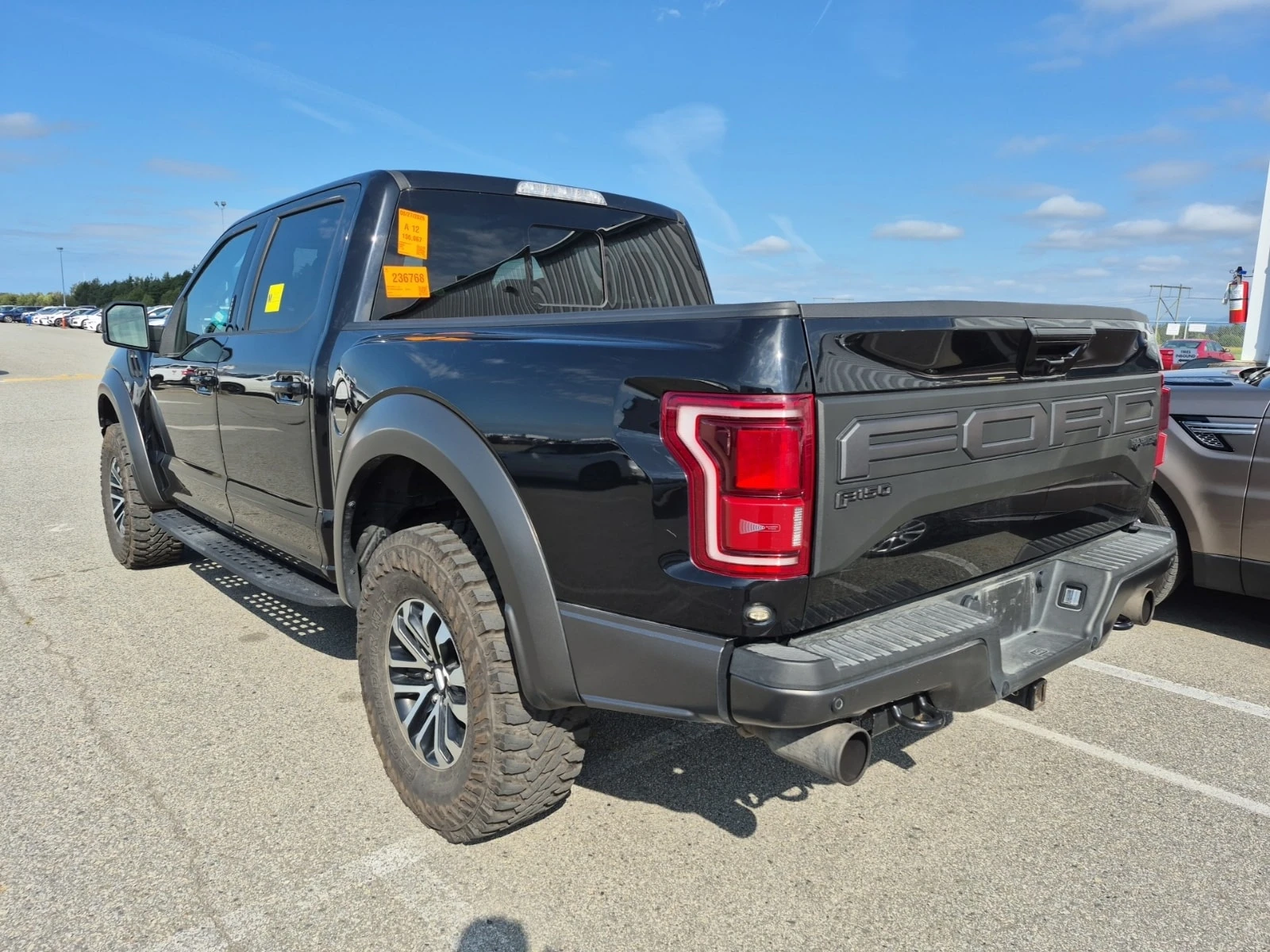 Ford F150 RAPTOR| ОБДУХ| ПАНО| 360| 2 КЛЮЧА| , снимка 4 - Автомобили и джипове - 56068663