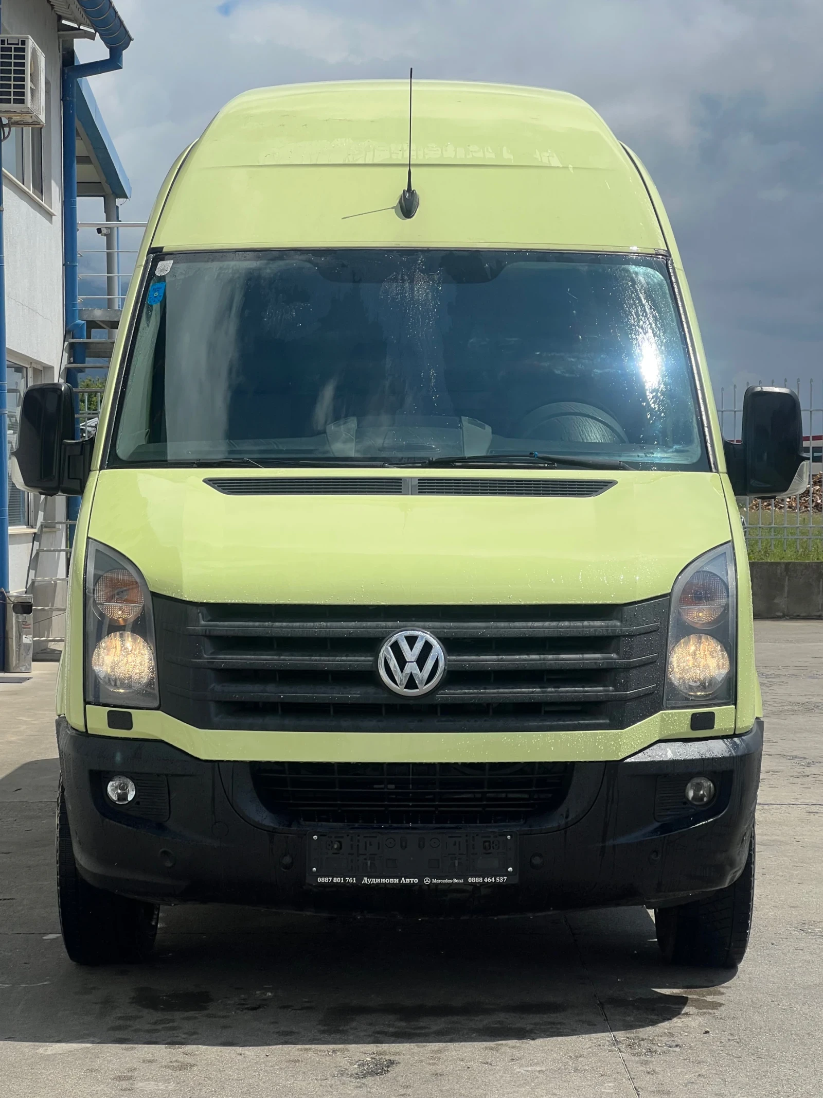 VW Crafter МАКСИ С НАДСТРОЙКА / Климатроник  - изображение 2