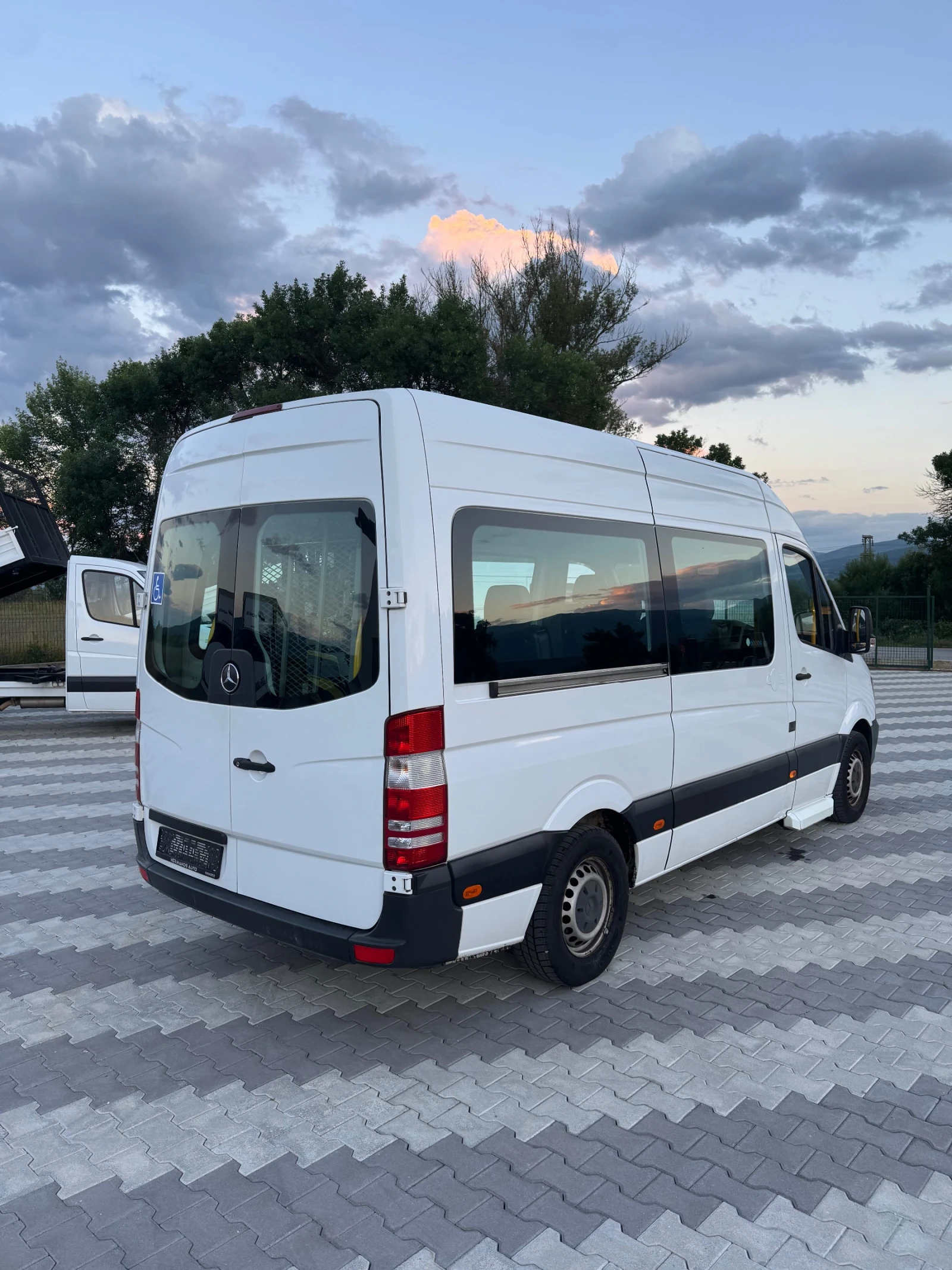 Mercedes-Benz Sprinter 313 CDI 8+ 1 места, снимка 5 - Бусове и автобуси - 54963408