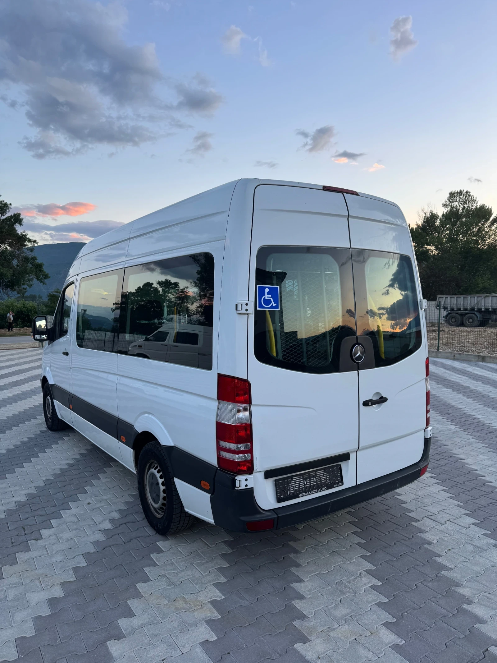Mercedes-Benz Sprinter 313 CDI 8+ 1 места, снимка 7 - Бусове и автобуси - 54963408