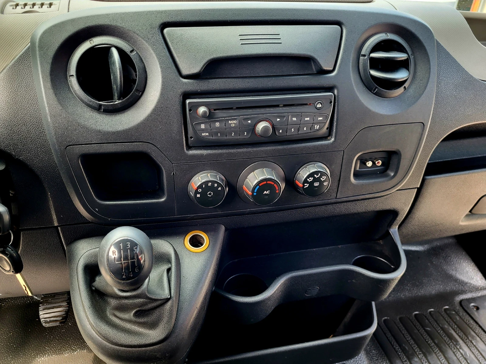 Renault Master 2.3, снимка 8 - Бусове и автобуси - 55828897