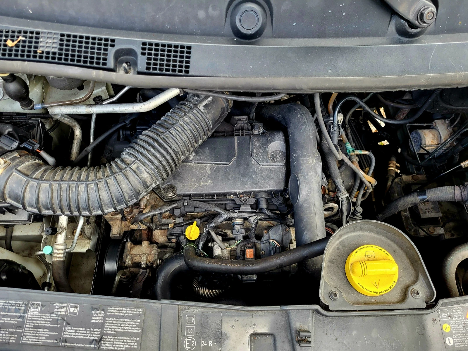 Renault Master 2.3, снимка 12 - Бусове и автобуси - 55828897