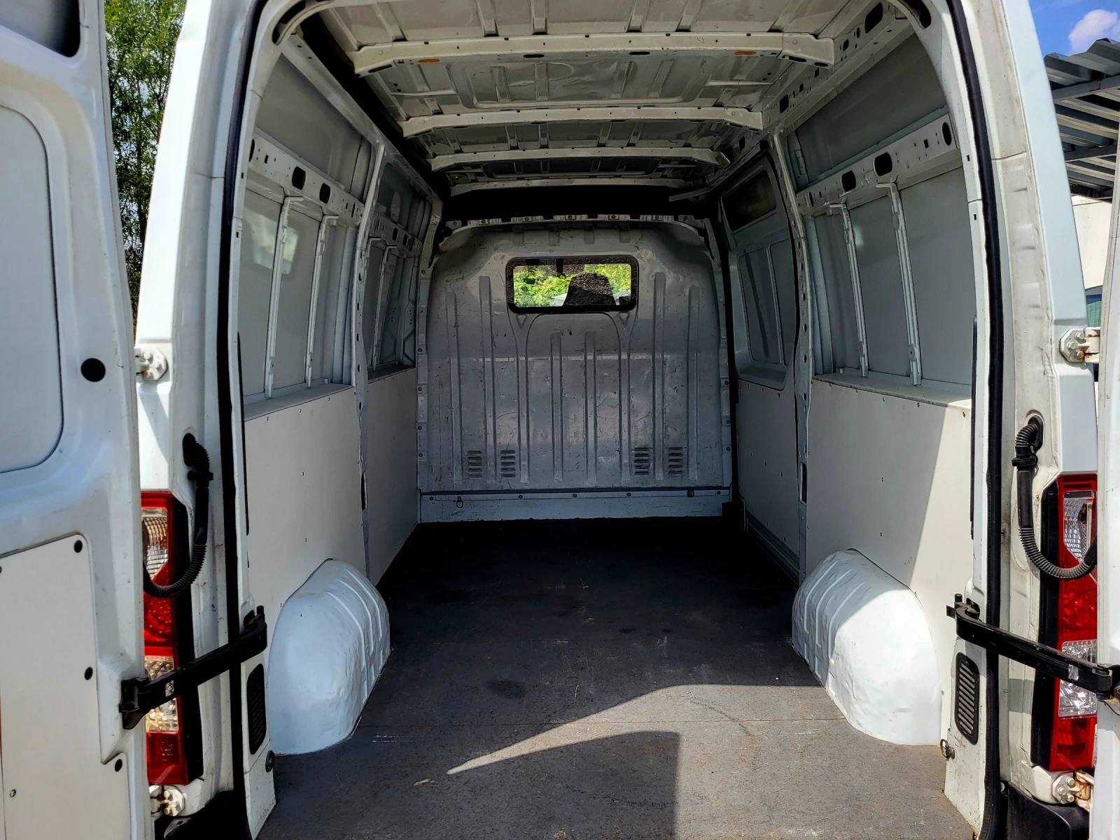 Renault Master 2.3, снимка 11 - Бусове и автобуси - 55828897