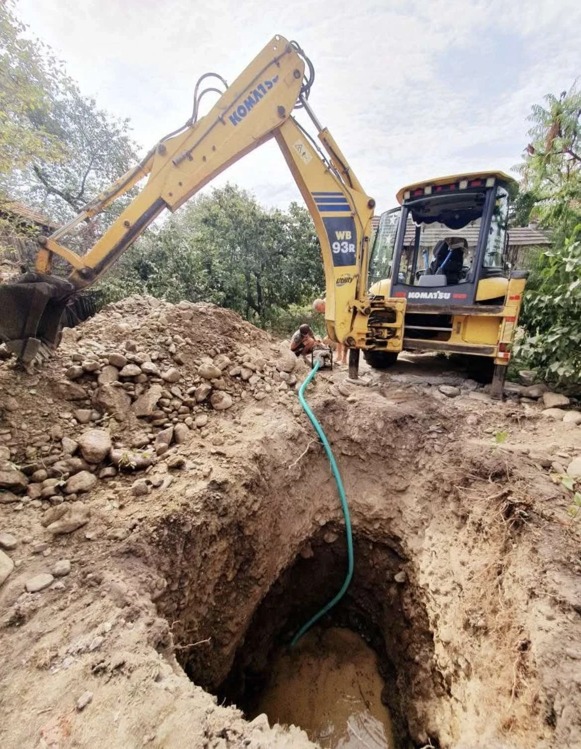 Багер Komatsu WB93R-5, 2007 ПЕРФЕКТЕН, снимка 5 - Индустриална техника - 55079224