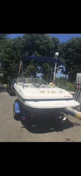 Моторна яхта Bayliner undefined | Auto.bg — изображение 8
