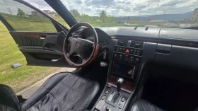 Mercedes-Benz E 200, снимка 12
