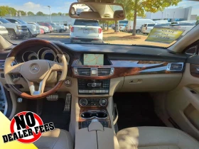 Mercedes-Benz CLS 55 RWD* АвтоКредит* Цена до БГ - 29999 лв. / 15338.25 € - 35223268 13