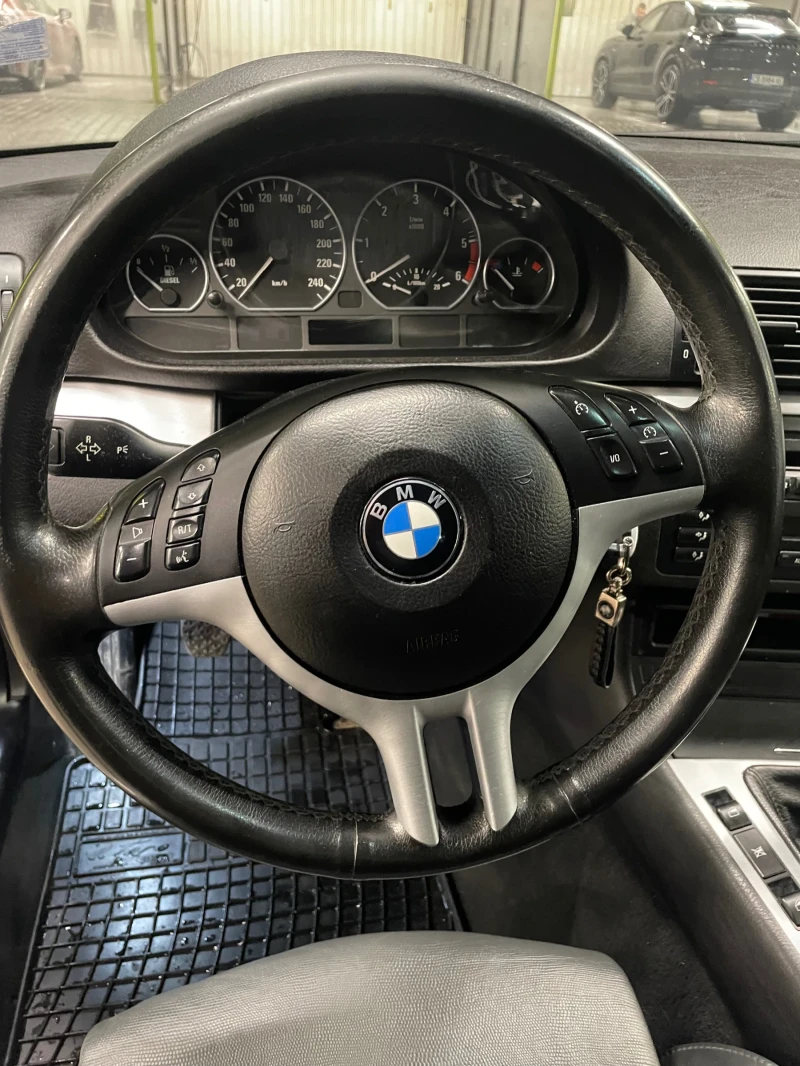 BMW 320 Touring 150hp, снимка 11 - Автомобили и джипове - 47682148