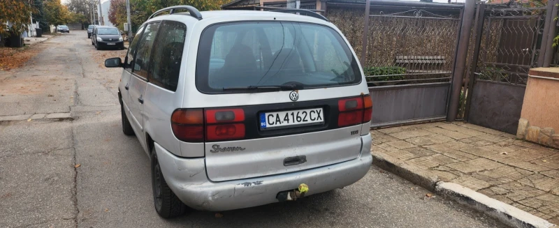 VW Sharan 1.9 tdi, снимка 4 - Автомобили и джипове - 47825915