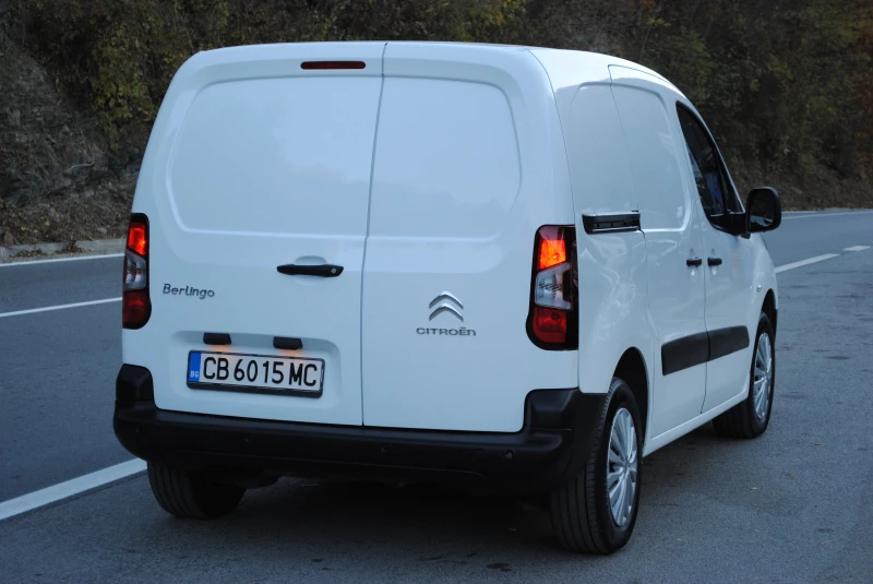 Citroen Berlingo 1.6 BlueHdi / ОБСЛУЖЕН!, снимка 5 - Автомобили и джипове - 47881146