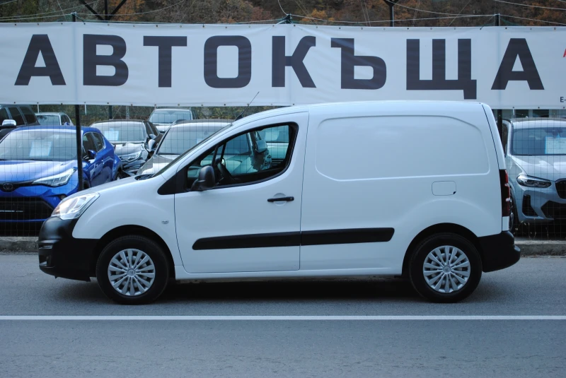 Citroen Berlingo 1.6 BlueHdi / ОБСЛУЖЕН!, снимка 2 - Автомобили и джипове - 47881146