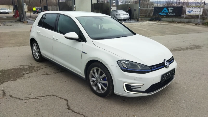 VW Golf 1.4 GTE Швейцария, снимка 1 - Автомобили и джипове - 48450855