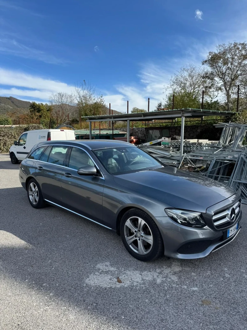 Mercedes-Benz E 220, снимка 12 - Автомобили и джипове - 48477171