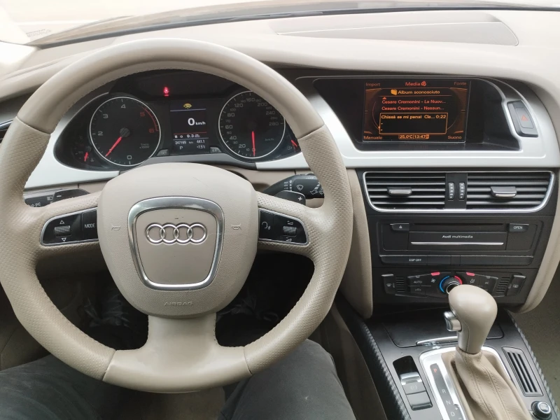 Audi A4 2.0TDI АВТОМАТИК, снимка 17 - Автомобили и джипове - 49546124