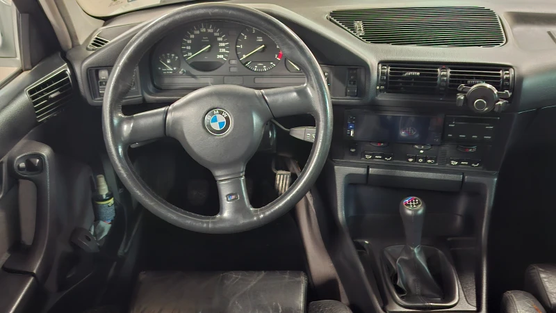 BMW 520 M50B20, снимка 9 - Автомобили и джипове - 50462050
