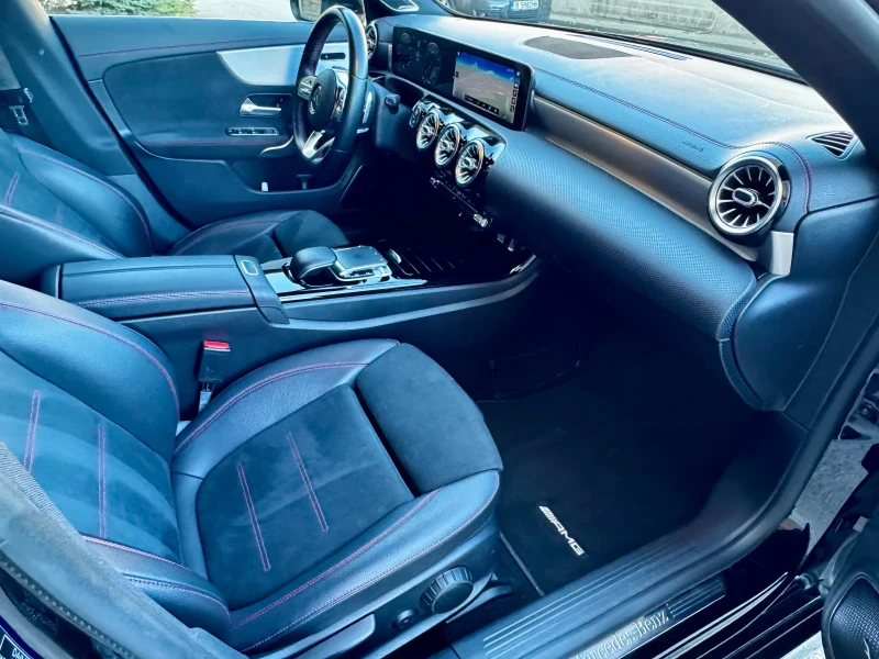 Mercedes-Benz CLA 220 AMG line, снимка 13 - Автомобили и джипове - 52657292