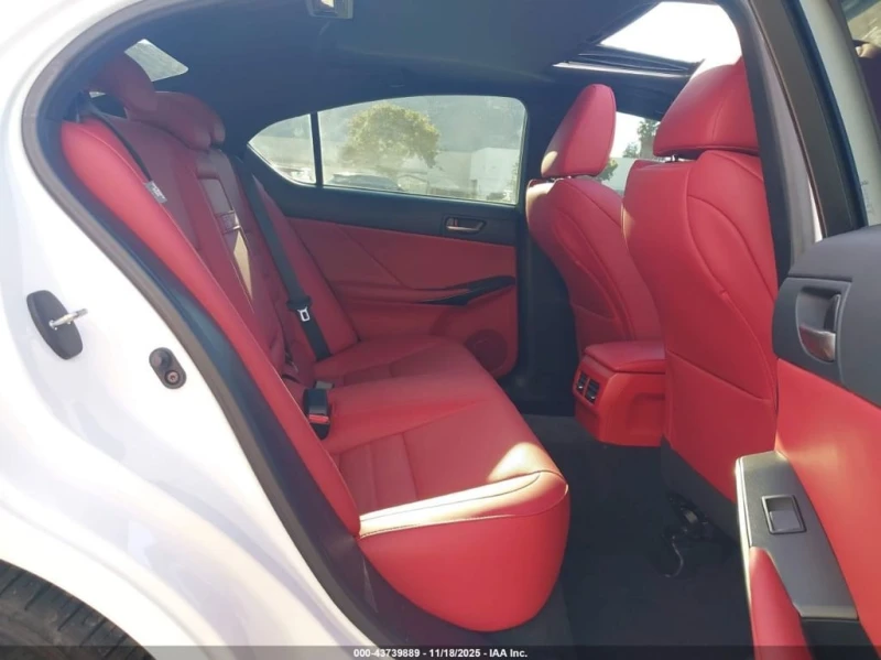 Lexus IS 350 * F SPORT * CARFAX * БЕЗ ПЪРВОНАЧАЛНА ВНОСКА, снимка 8 - Автомобили и джипове - 52968815