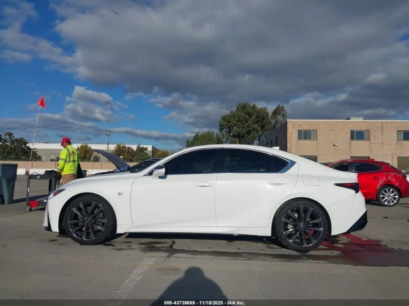 Lexus IS 350 * F SPORT * CARFAX * БЕЗ ПЪРВОНАЧАЛНА ВНОСКА, снимка 14 - Автомобили и джипове - 52968815