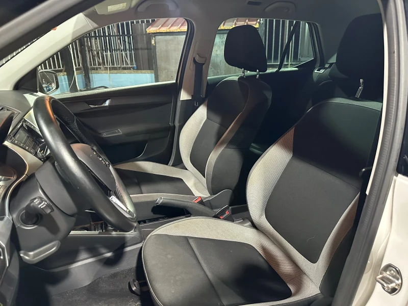 Skoda Fabia 1.4d 31000kм!!!!, снимка 11 - Автомобили и джипове - 52972052