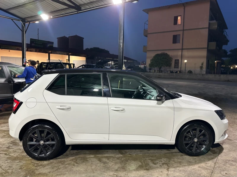Skoda Fabia 1.4d 31000kм!!!!, снимка 7 - Автомобили и джипове - 52972052