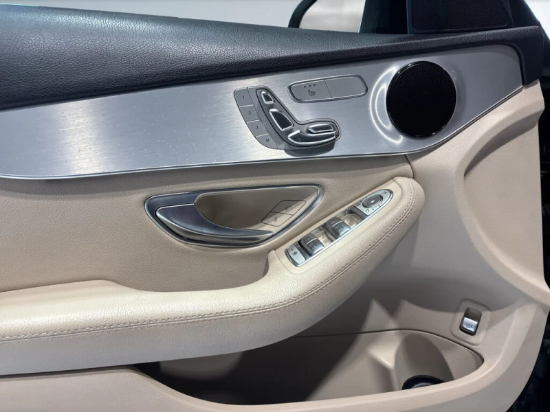 Mercedes-Benz C 300 Mercedes-Benz* C300* АвтоКредит* (ЦЕНА ДО БГ), снимка 16 - Автомобили и джипове - 53026702