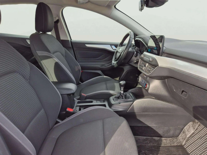 Ford Focus 1.0 EcoBoost, снимка 10 - Автомобили и джипове - 53255225