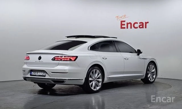 VW Arteon 2.0 TDI Prestige на 29770км | Цена с всичко до БГ, снимка 2 - Автомобили и джипове - 54379744