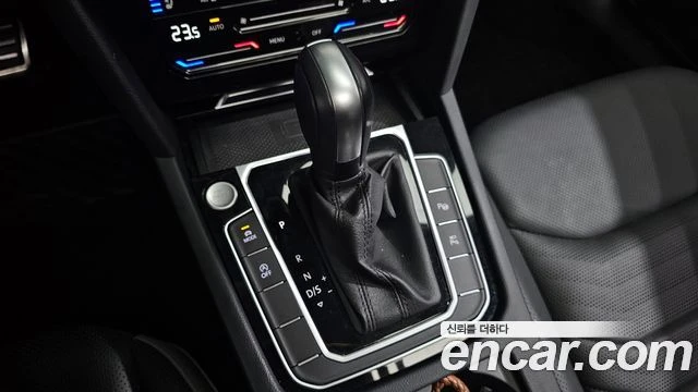VW Arteon 2.0 TDI Prestige на 29770км | Цена с всичко до БГ, снимка 9 - Автомобили и джипове - 54379744