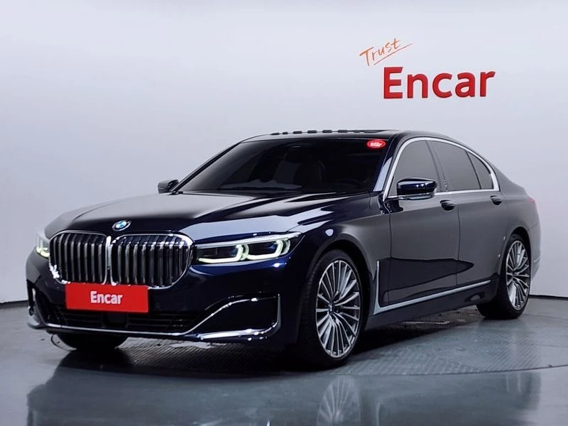 BMW 740 740d xDrive Design Pure Excellence| 320к.с.| ВКЛ.Т