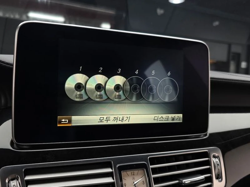 Mercedes-Benz CLS CLS400| 333к.с., снимка 17 - Автомобили и джипове - 56210991