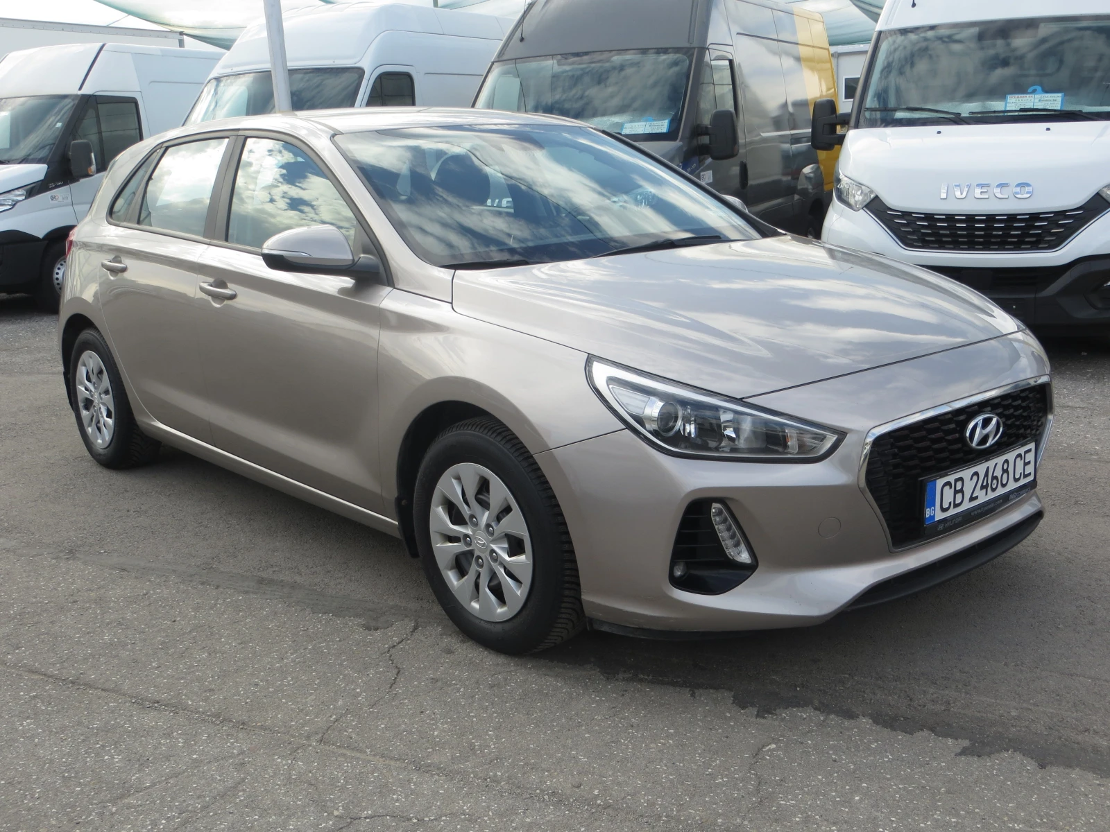 Hyundai I30 1, 6 CRDI euro 6b - изображение 6