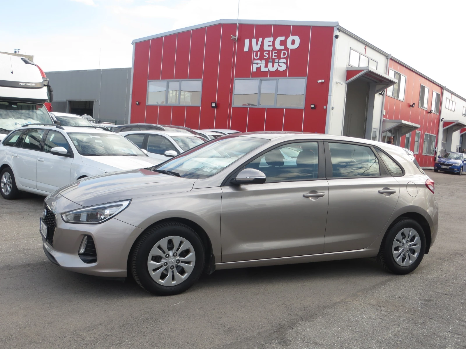 Hyundai I30 1, 6 CRDI euro 6b - изображение 2