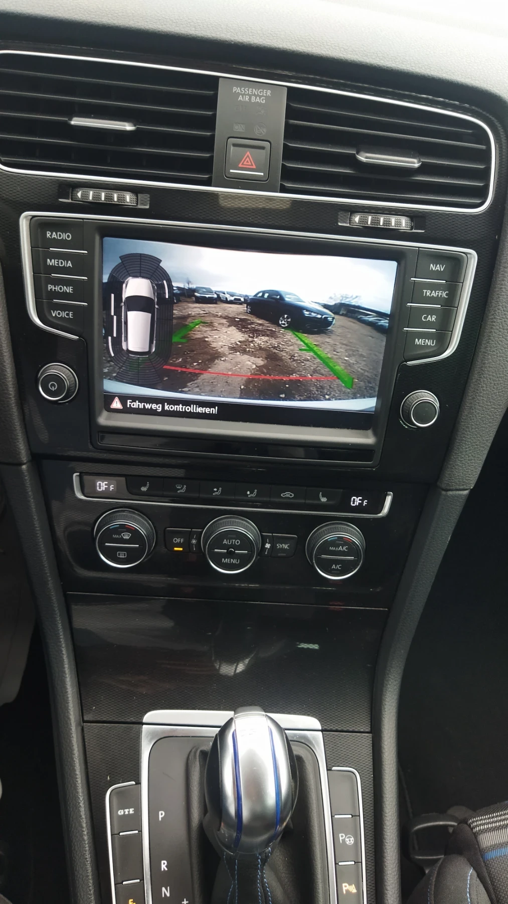 VW Golf 1.4 GTE  | Mobile.bg   13