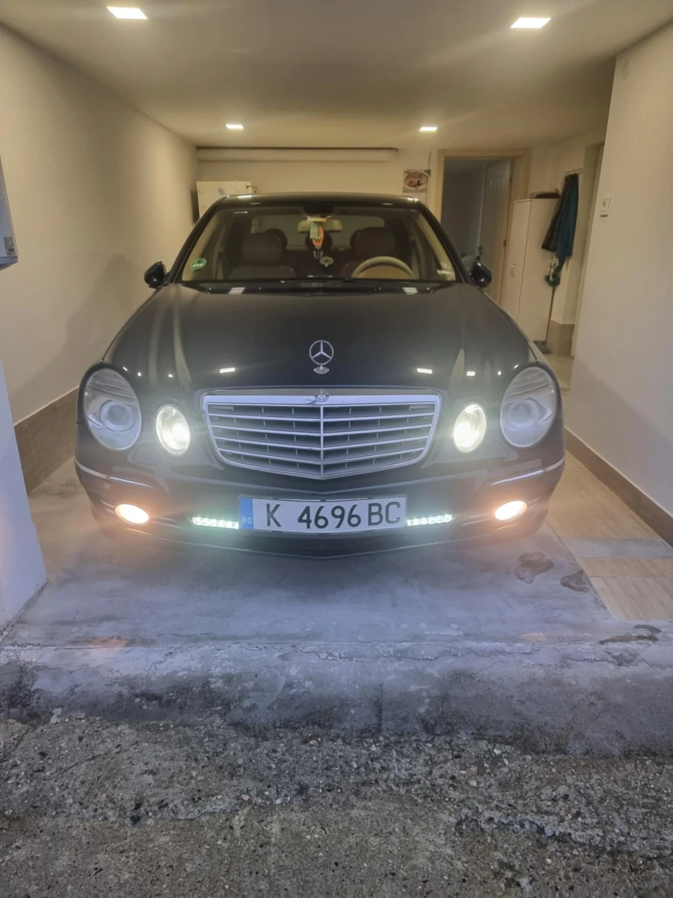 Mercedes-Benz E 320  - изображение 2