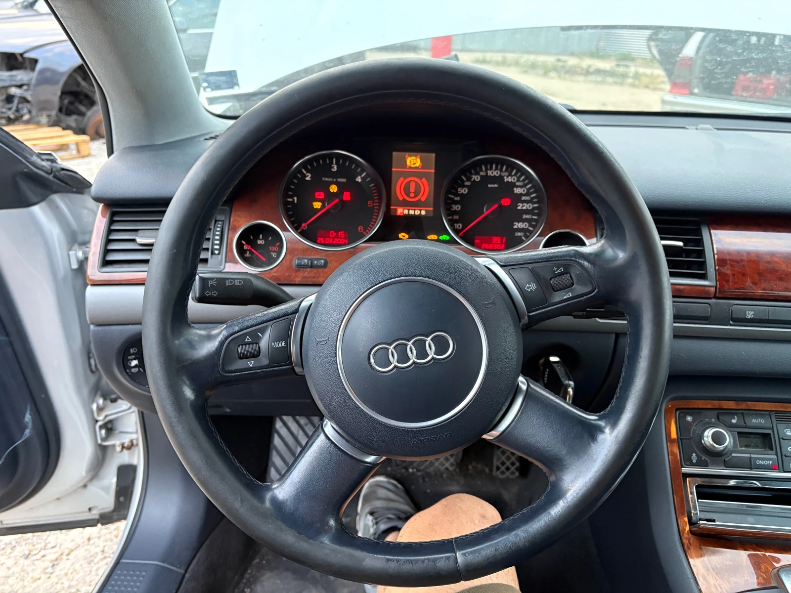 Audi A8 3.0tdi КОЖА-НАВИ-топ, снимка 11 - Автомобили и джипове - 53815135