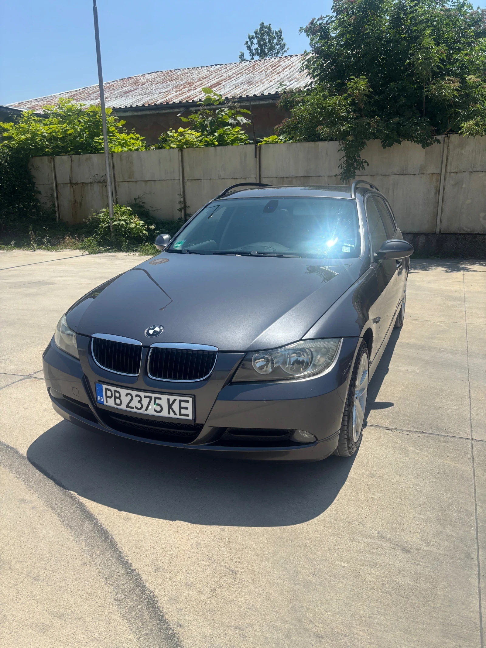 BMW 320  - изображение 2